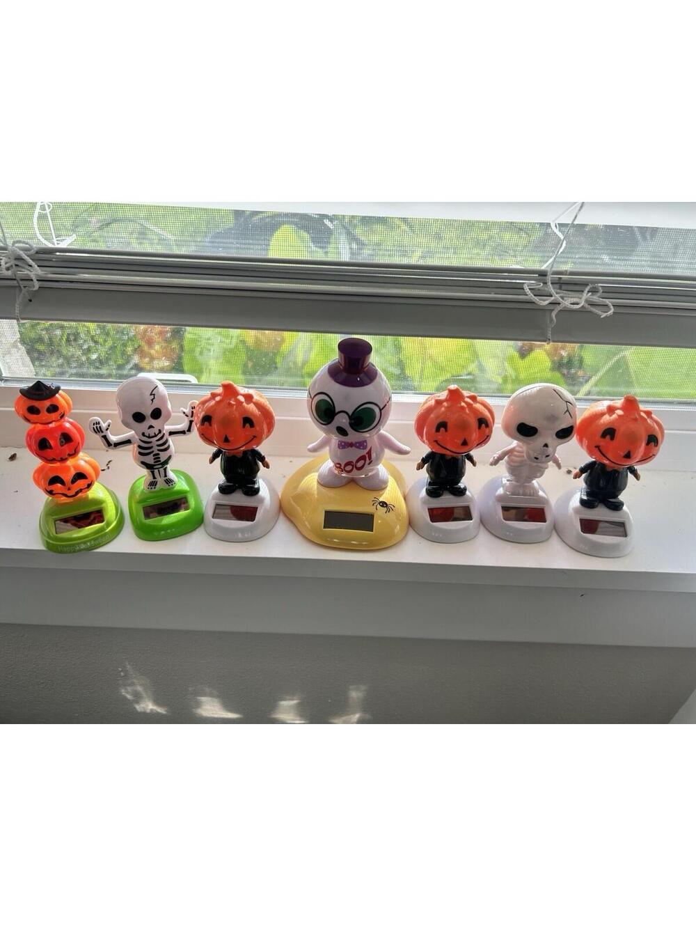 Vintage Solar Dancing Toy Pumpkin Skeleton Halloween Bobble Bobblehead Lot of 7